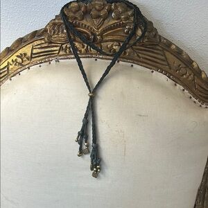 Black and Gold Lariat Necklace with Adjustable Design